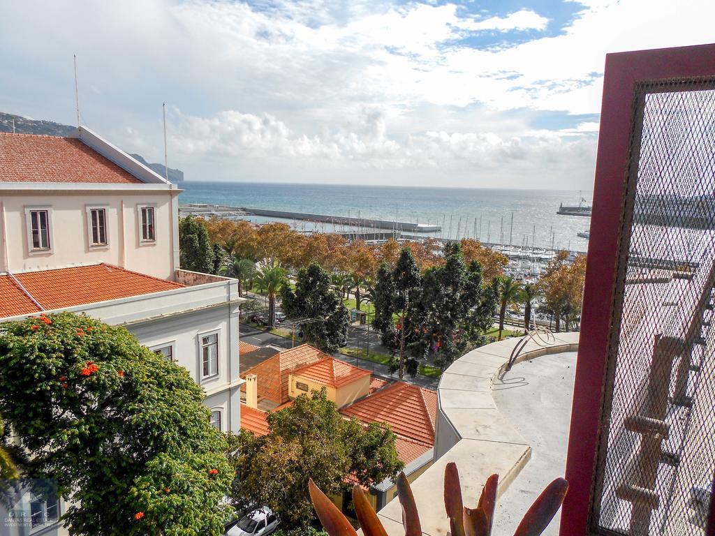 Arriaga Marina Club Apartament Funchal  Buitenkant foto